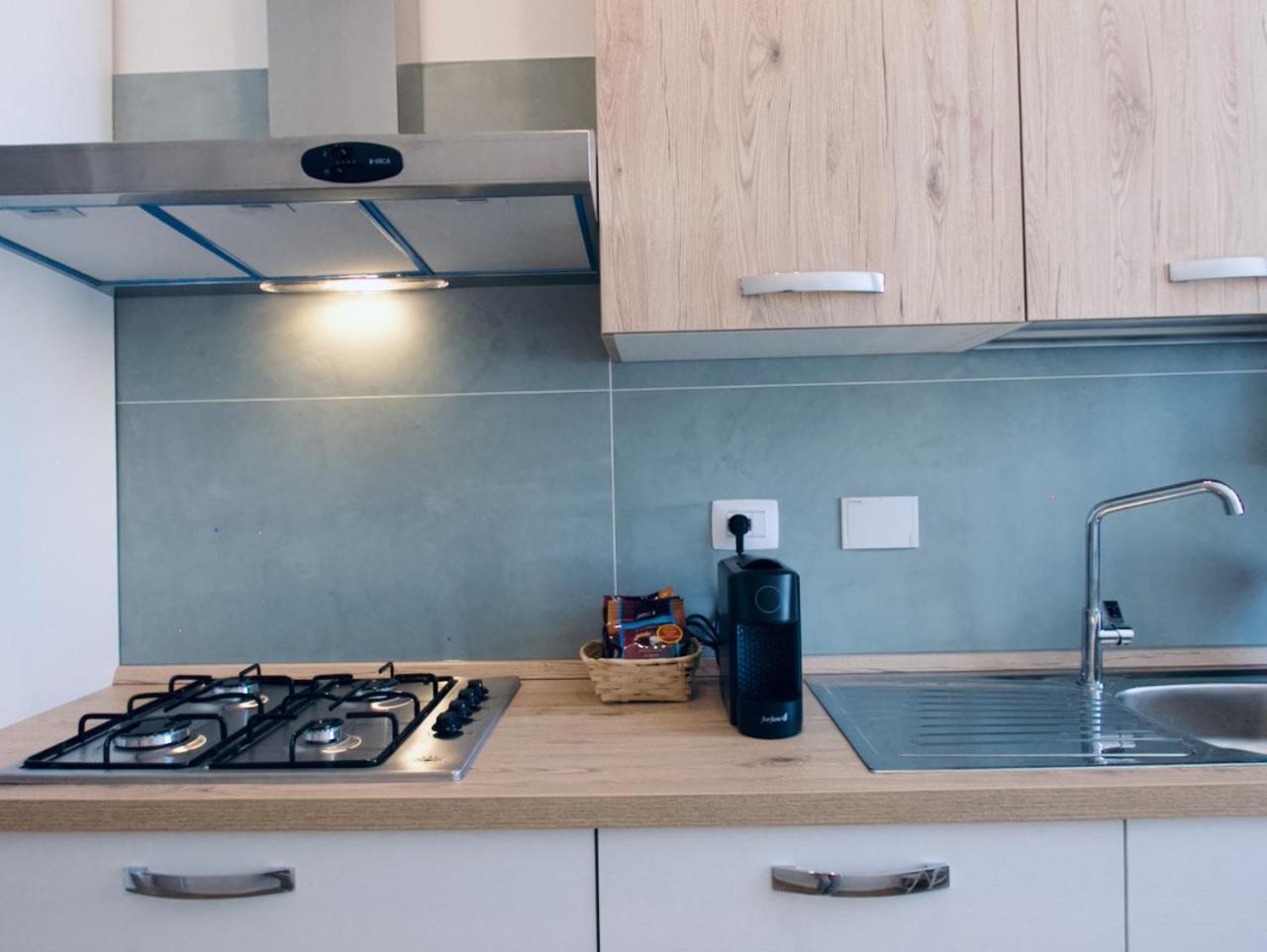 Apartment Lia's Modern Flat 2 Bedroom W Balcony Florence